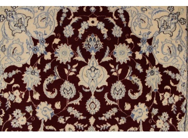 Perser Teppich Nain mit Seide 215x140 cm Rot