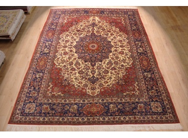 Fine persian carpet "Isfahan" 405x305 cm Antiqua