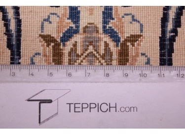 Perser Teppich Nain 6la mit Seide 327x203 cm Beige