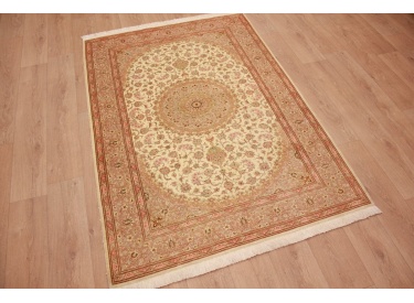 Persian carpet "Gom" pure Silk rug 193x134 cm Beige