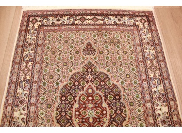 Perser Teppich Moud mit Seide 143x93 cm Beige