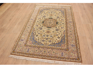 Teppich.com - Isfahan Teppiche online bestellen