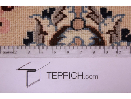 Persian carpet Nain 9la with Silk 307x203 cm Beige