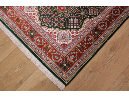 Persian carpet Ghom pure silk 124x77 cm Green