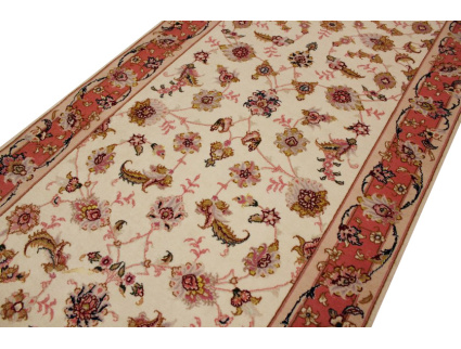 tabriz_laufer_7_940824546